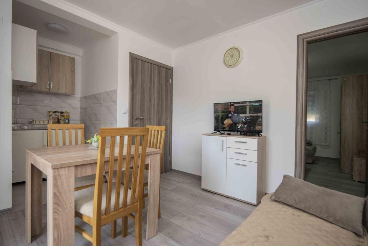 Apartment Miske Ivanica ภายนอก รูปภาพ
